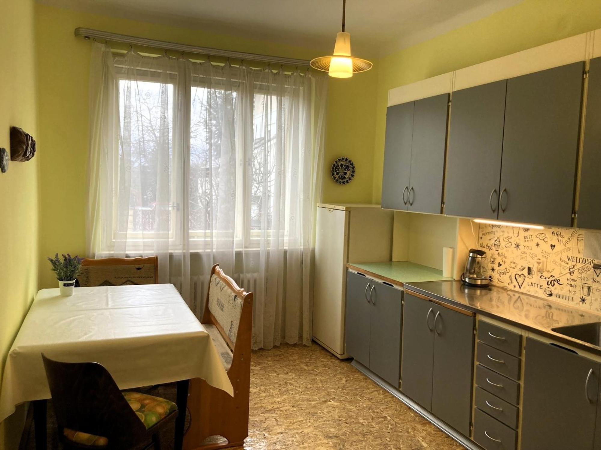 Spacious Apartment - Free Parking! Прага Екстериор снимка